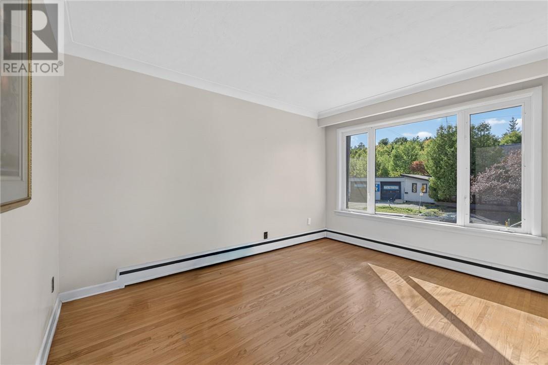 992 Martindale, Sudbury, ON