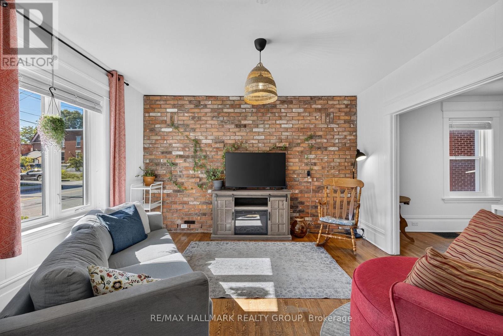 109 Lees Avenue, Ottawa, ON