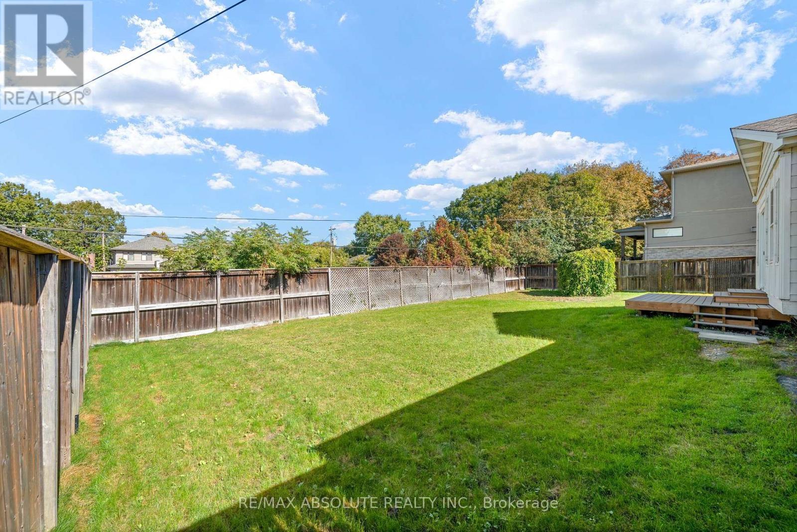 9 Epworth Avenue, Ottawa, ON