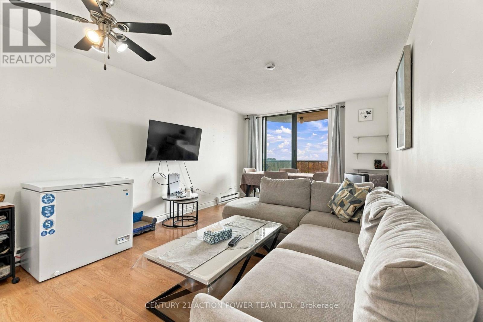 View is lovely - 1010 - 1440 Heron Road, Ottawa, ON