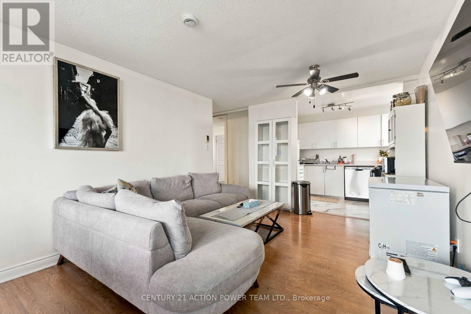 1010 - 1440 Heron Road, Ottawa, ON