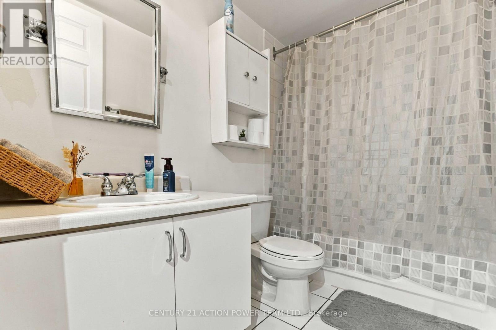 Main bath - 1010 - 1440 Heron Road, Ottawa, ON