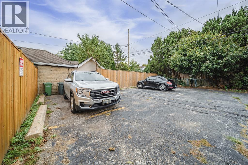2131 Lincoln Road, Windsor, ON