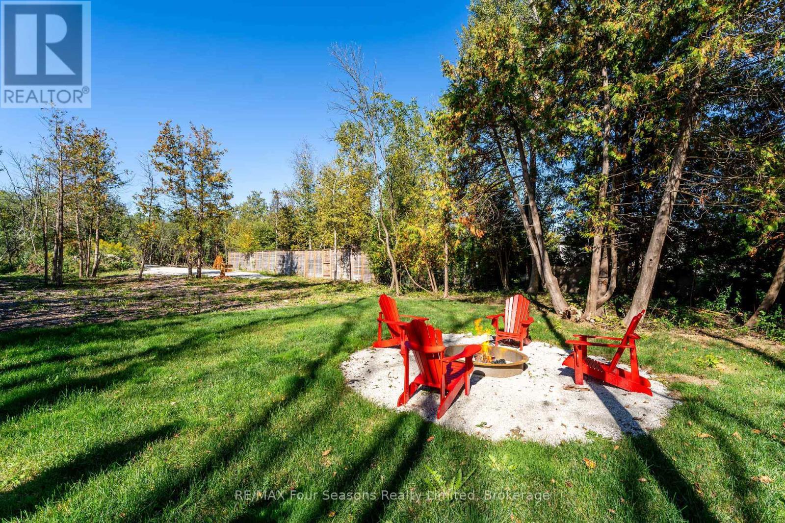 9746 Beachwood Road, Collingwood, ON