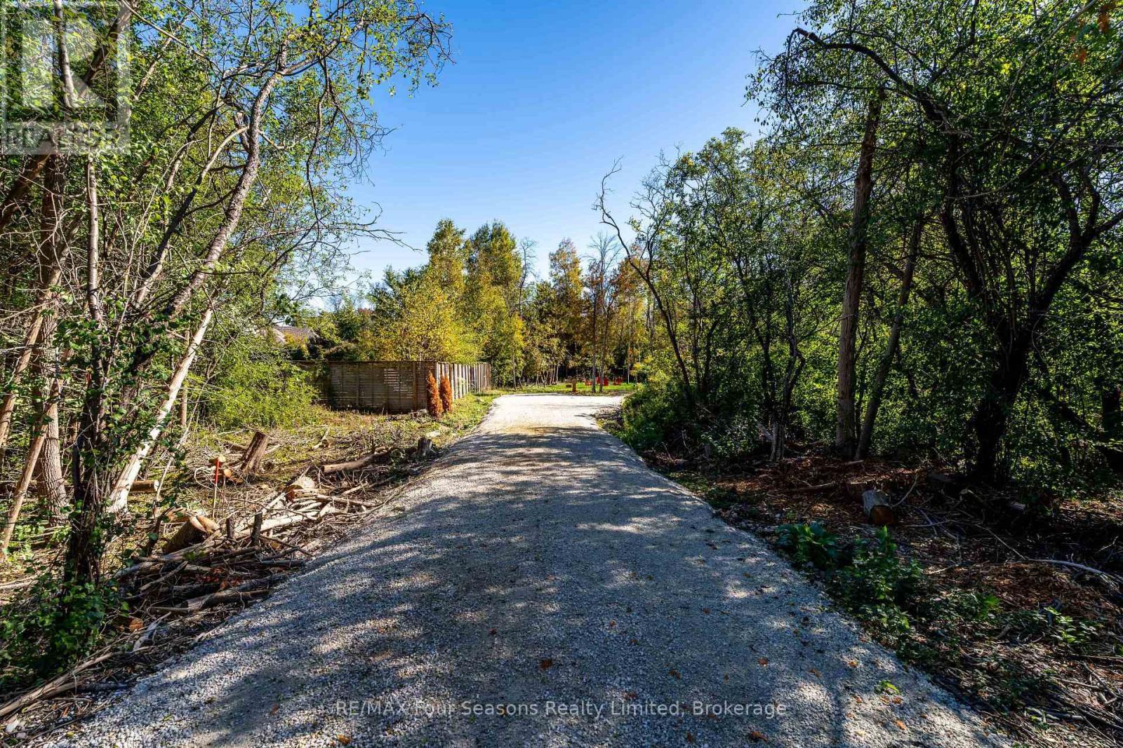 9746 Beachwood Road, Collingwood, ON