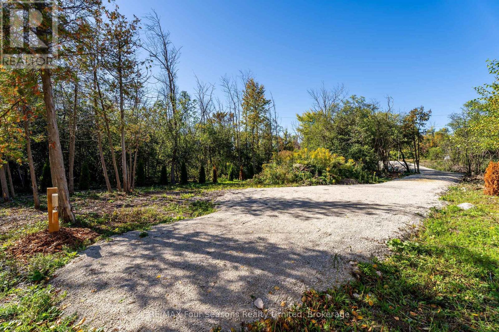 9746 Beachwood Road, Collingwood, ON