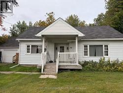 318 THE QUEENSWAY S Georgina, ON L4P 2B7