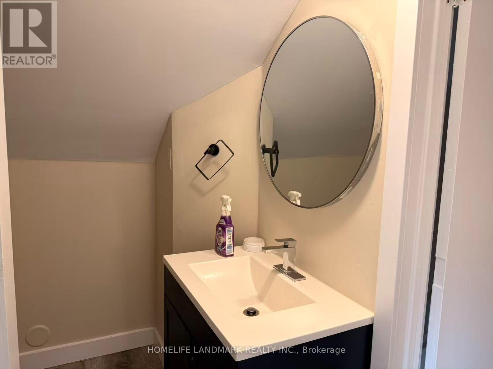318 The Queensway S, Georgina, ON
