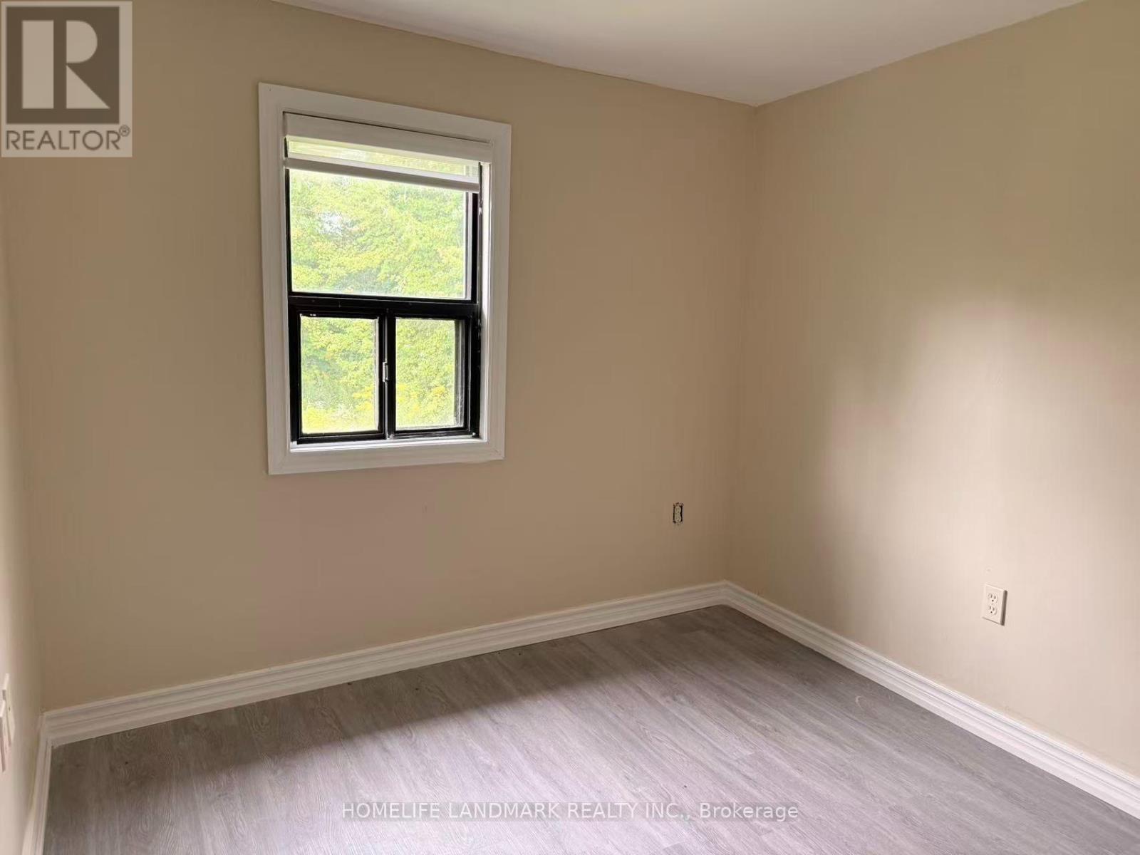 318 The Queensway S, Georgina, ON