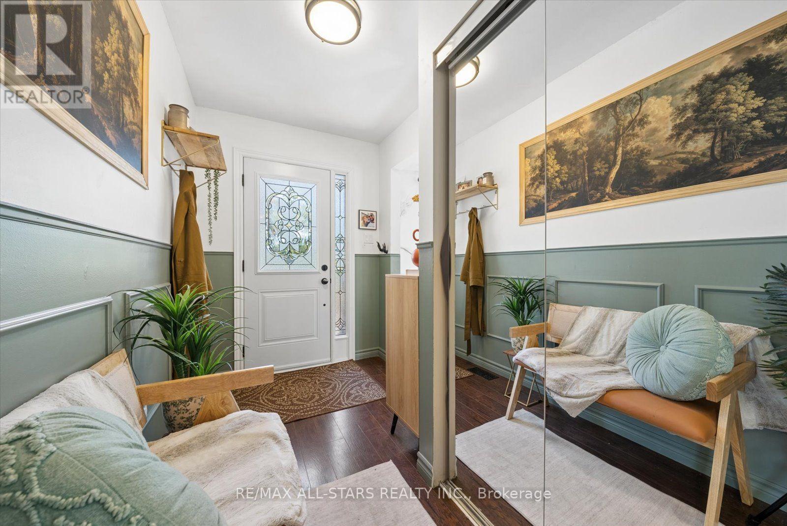 Entrance/Foyer - 538 Highland Crescent, Brock, ON