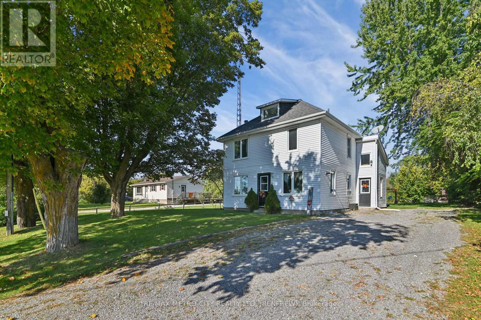 2328 Kerr Line, Whitewater Region, ON