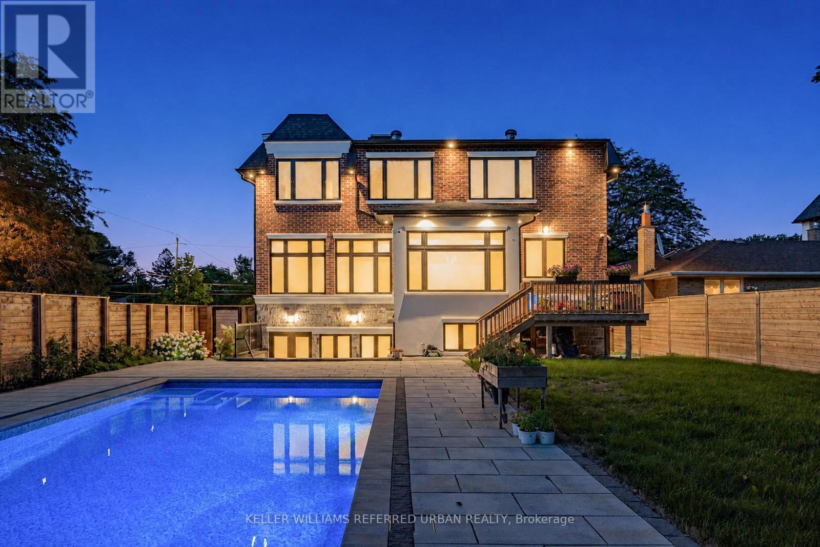 35 Lloydminster Crescent, Toronto, ON
