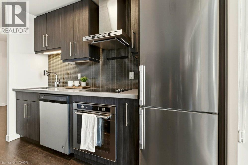 2087 Fairview Street Unit# 702, Burlington, ON