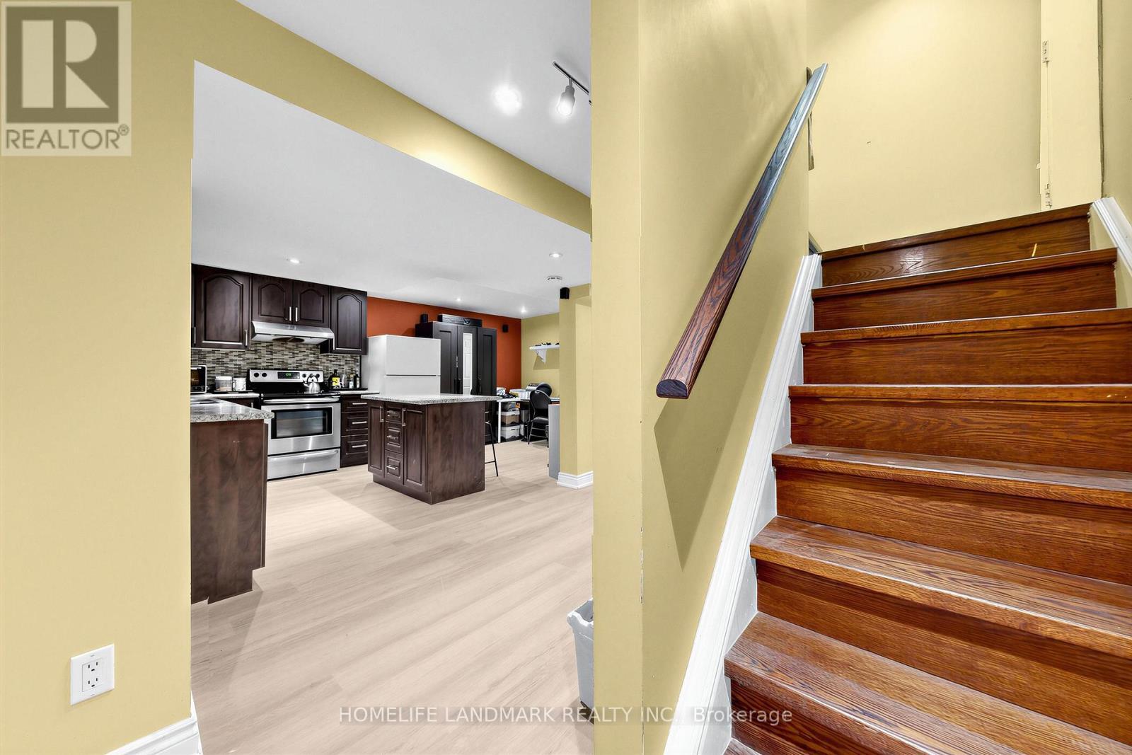 106 Clarion Crescent, Markham, ON