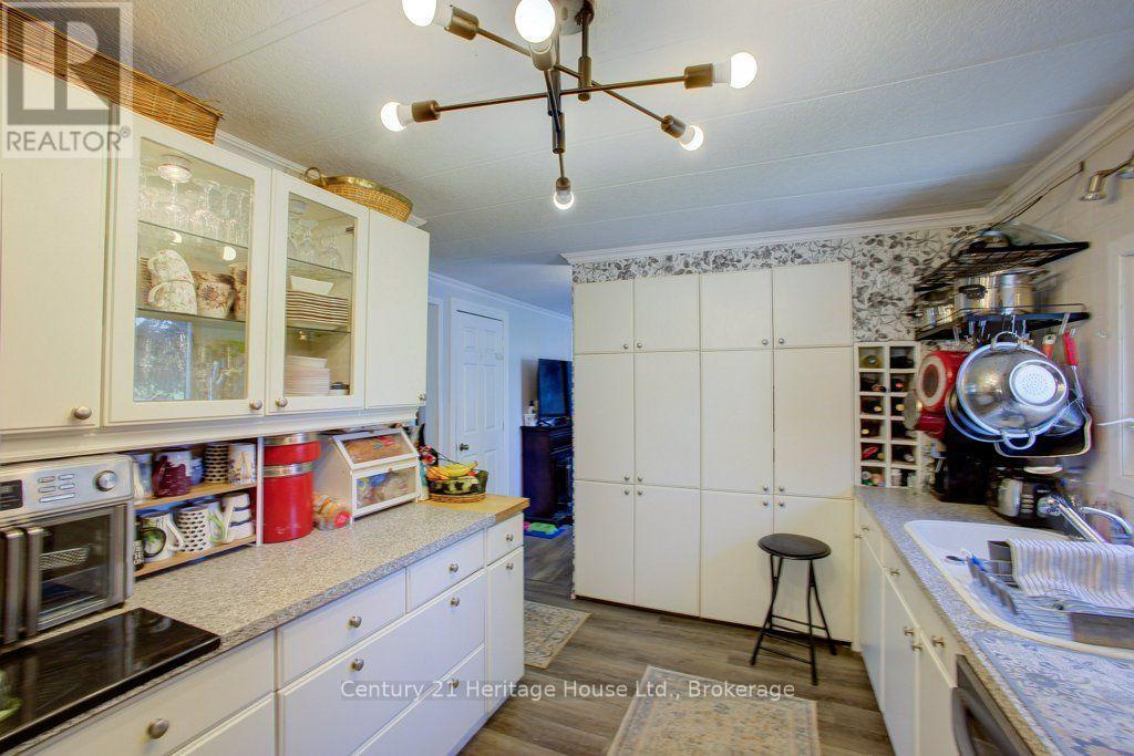 52 Fairview Crescent, North Perth (Listowel), ON