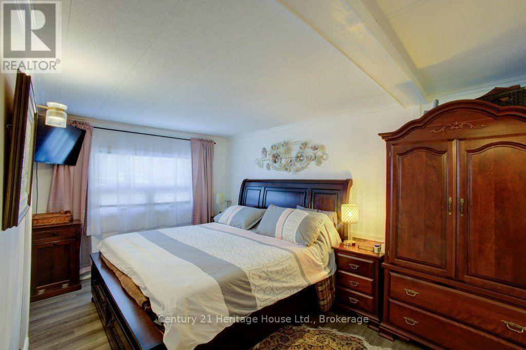 52 Fairview Crescent, North Perth (Listowel), ON