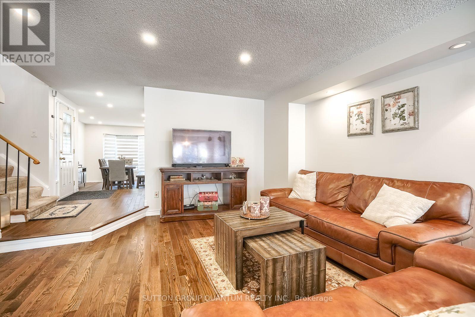 1279 Hedgestone Crescent S, Oakville, ON