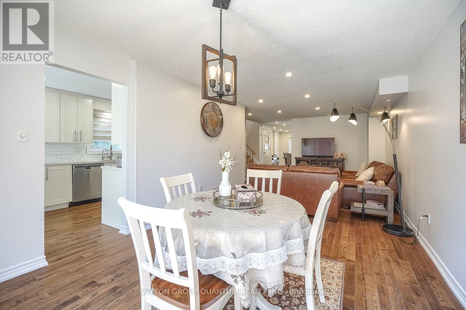 1279 Hedgestone Crescent S, Oakville, ON