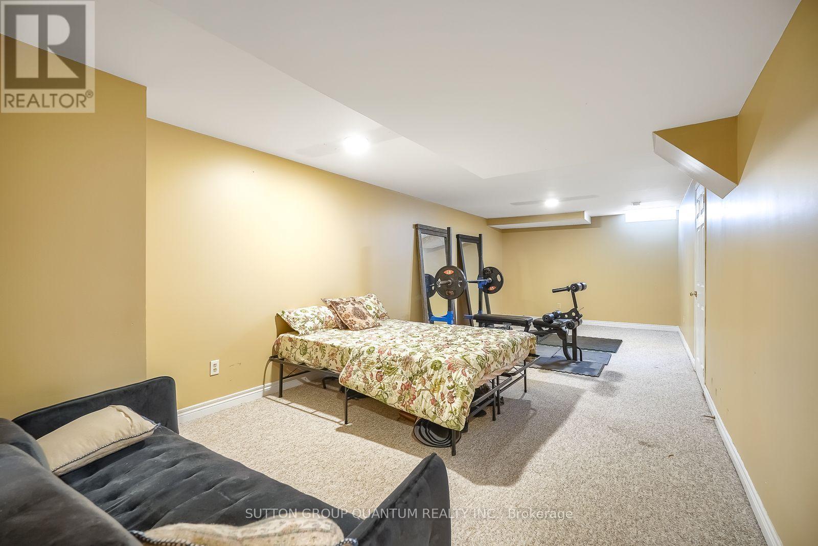 1279 Hedgestone Crescent S, Oakville, ON