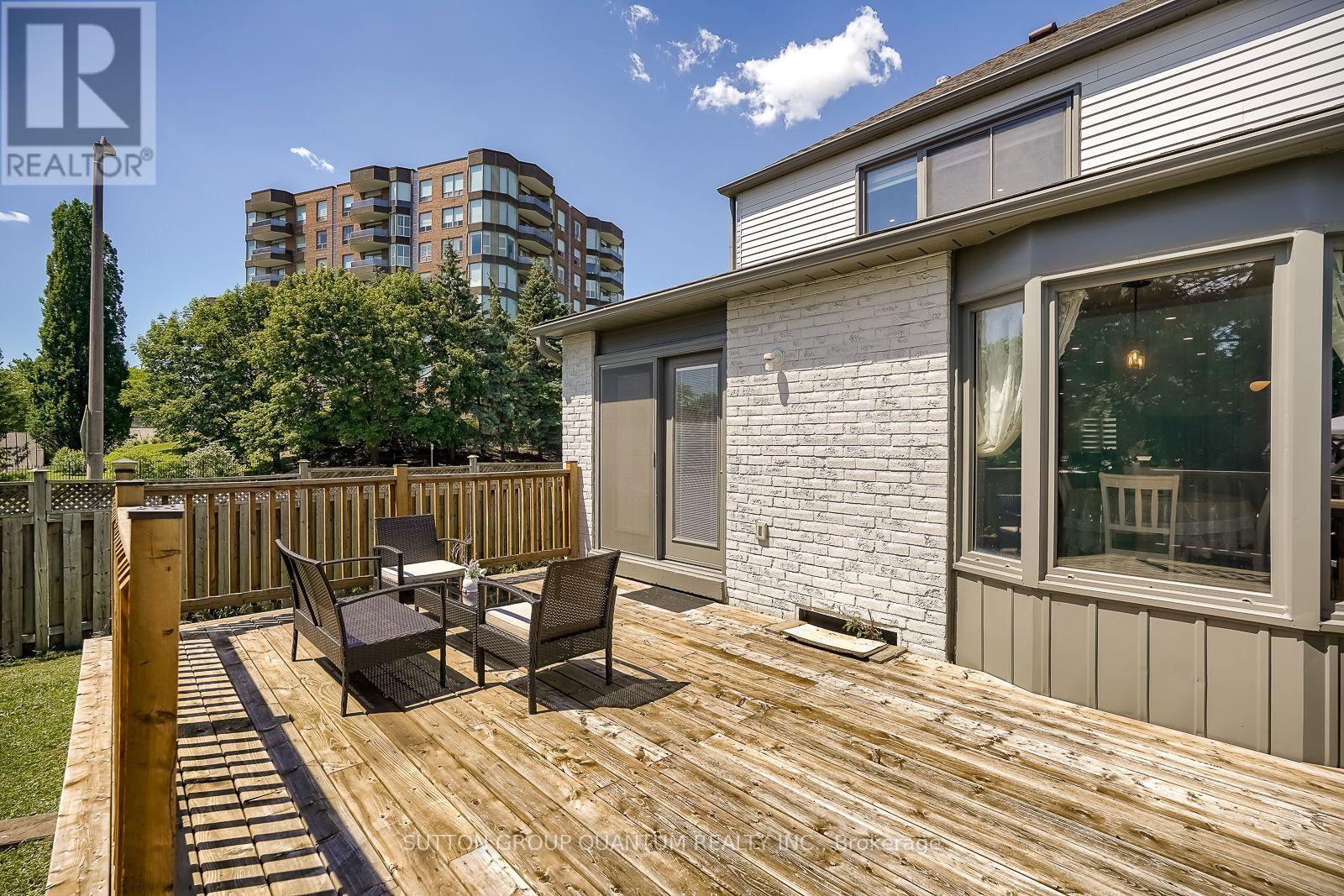 1279 Hedgestone Crescent S, Oakville, ON