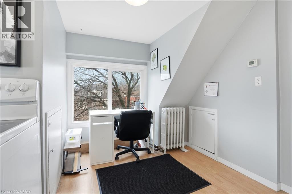 top floor - unit 3 - 147 Emerald Street S, Hamilton, ON