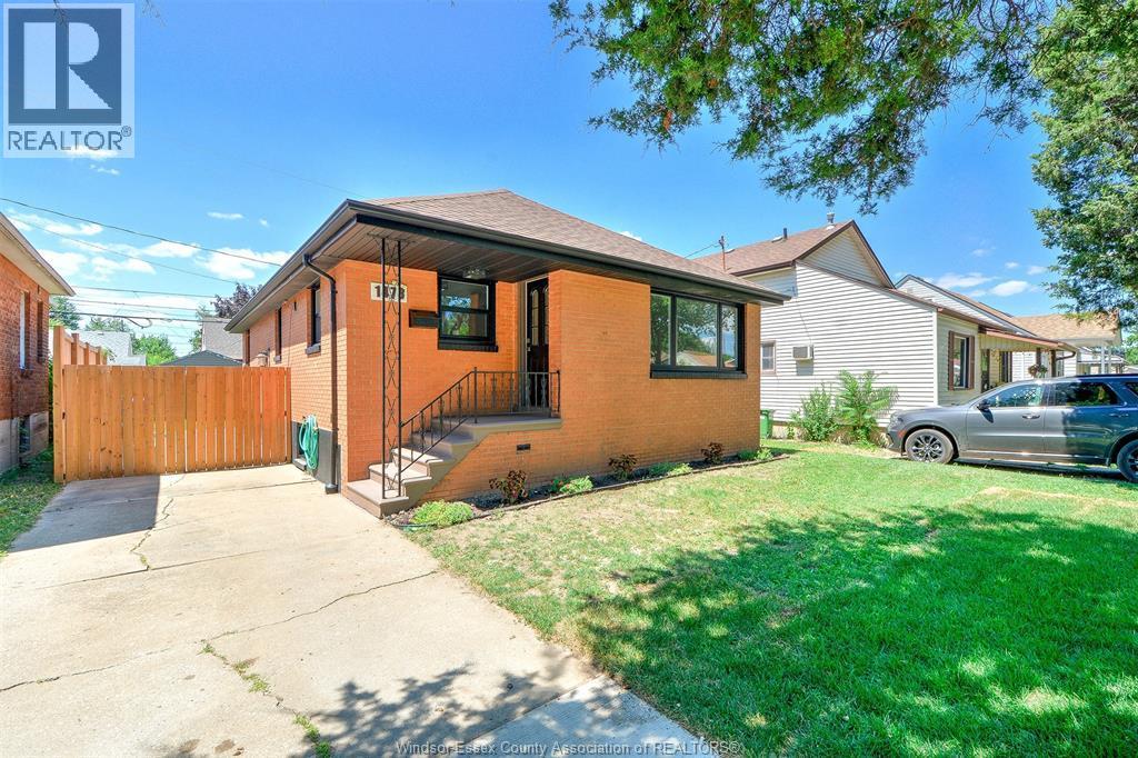 1473 Labadie, Windsor, ON