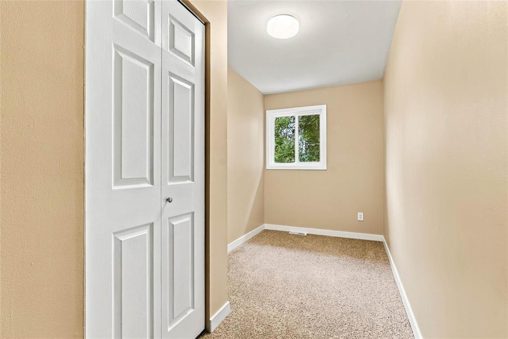 110 Westgrove Way, Winnipeg, MB