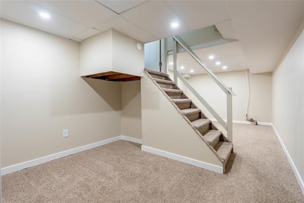 110 Westgrove Way, Winnipeg, MB