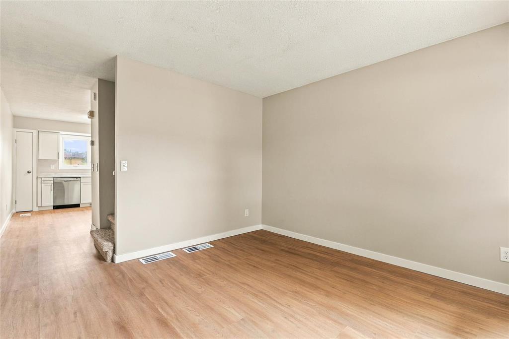 110 Westgrove Way, Winnipeg, MB