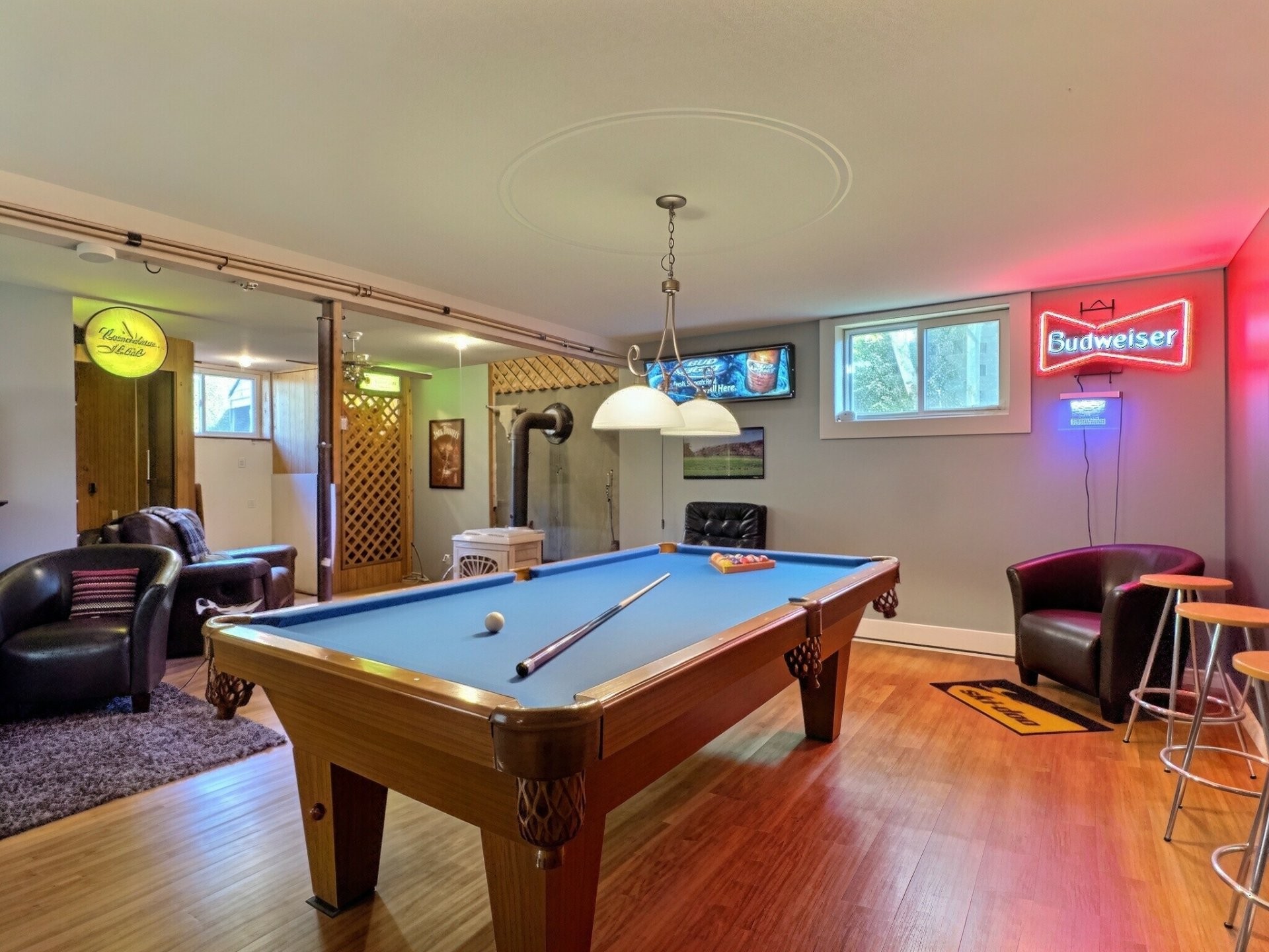 Family Room - 307 Rue De La Montagne, Témiscaming, QC