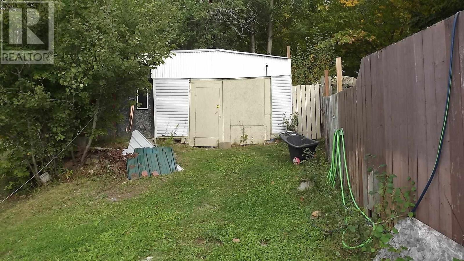 245 Westhill Rd, Elliot Lake, ON