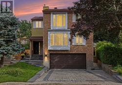 15 ARCHER SQUARE Ottawa, ON K1V 9Y8