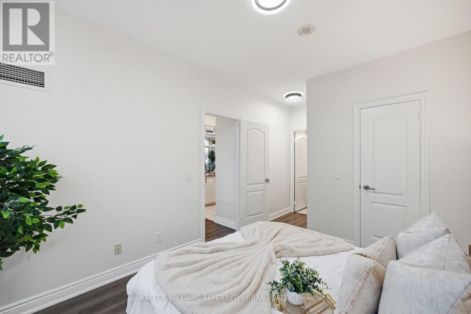 3604 - 70 Town Centre Court, Toronto, ON