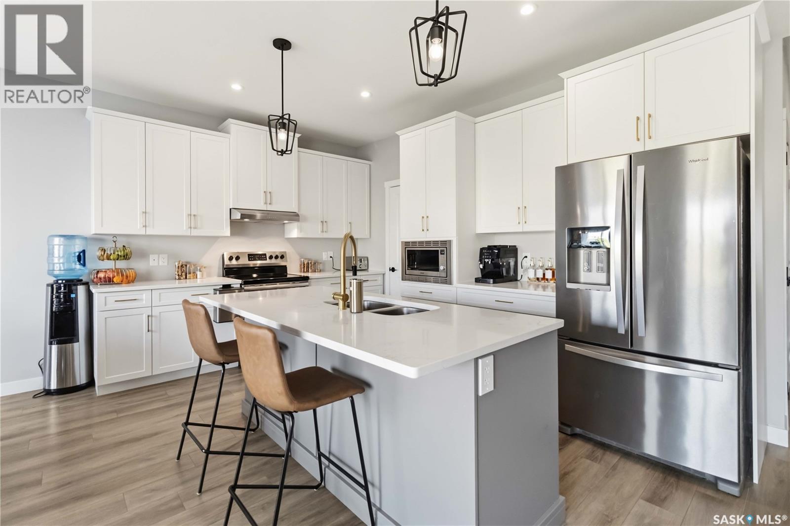 358 Stilling Manor, Saskatoon, SK