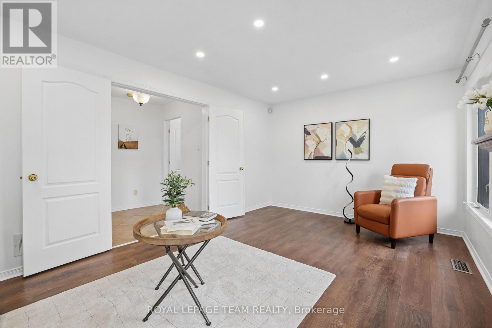19 Great Oak Private, Ottawa, ON
