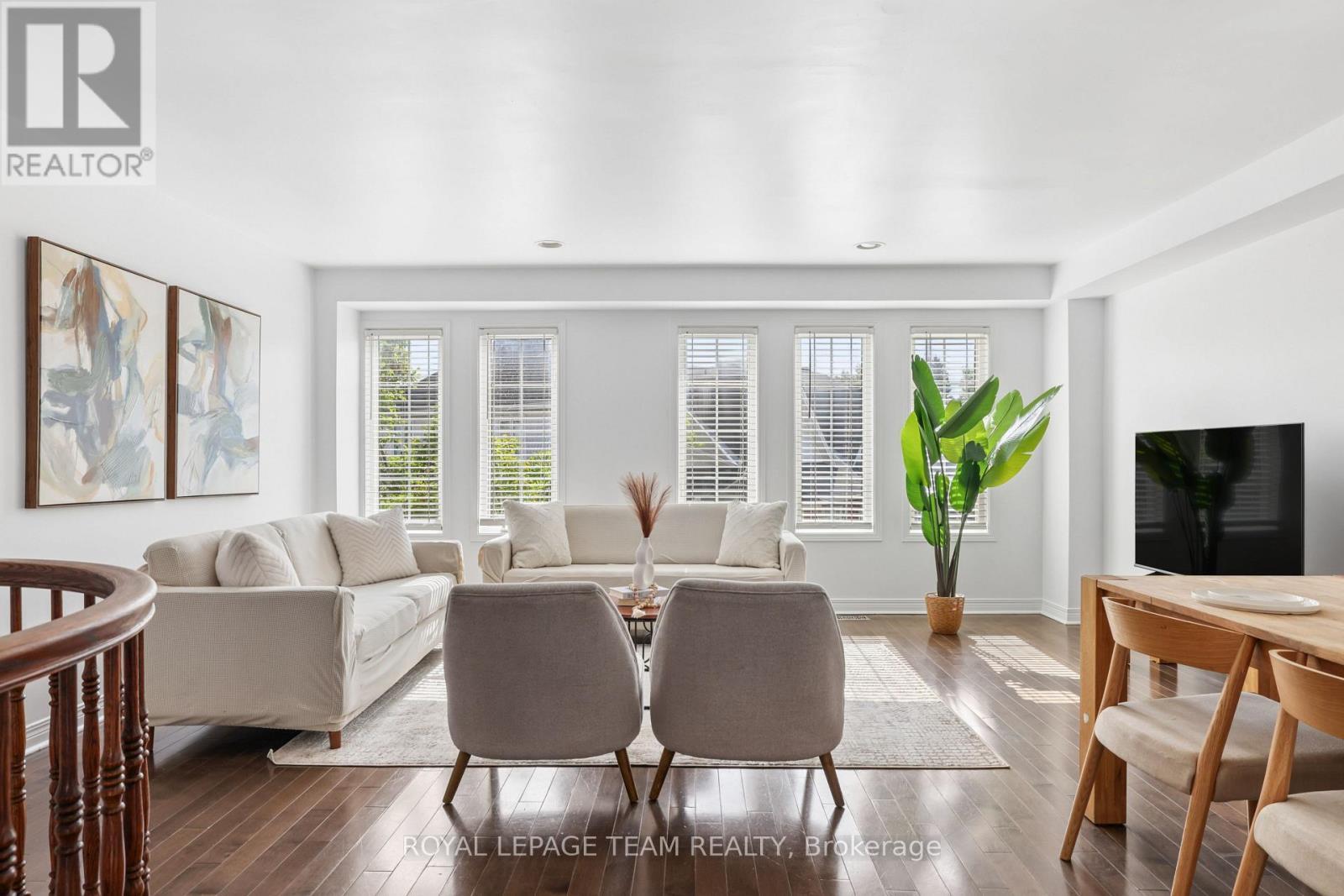 19 Great Oak Private, Ottawa, ON