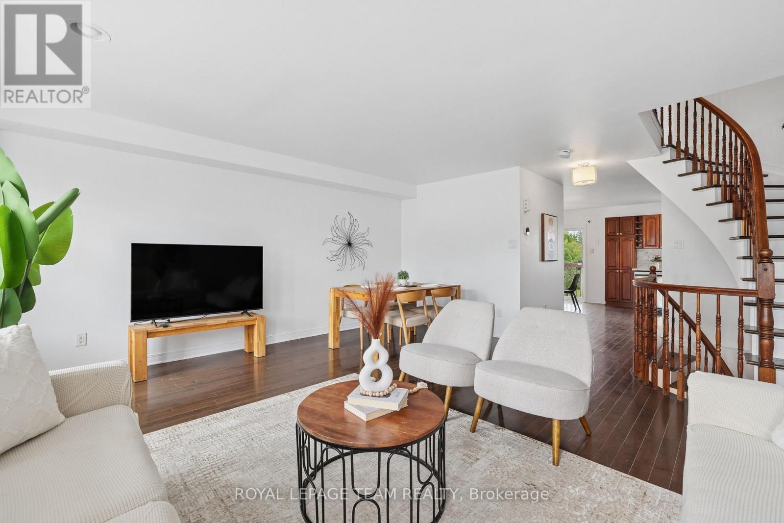 19 Great Oak Private, Ottawa, ON