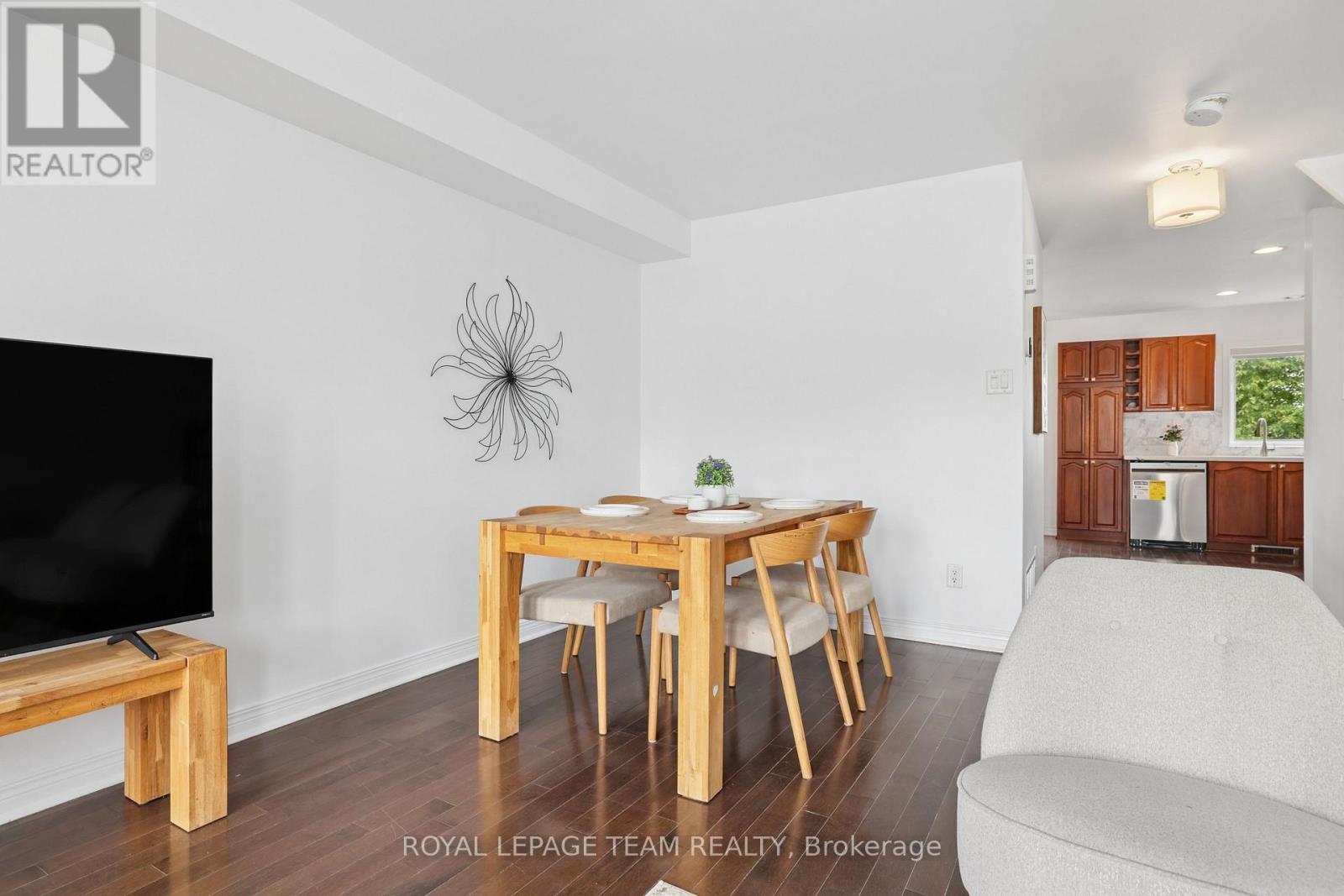 19 Great Oak Private, Ottawa, ON