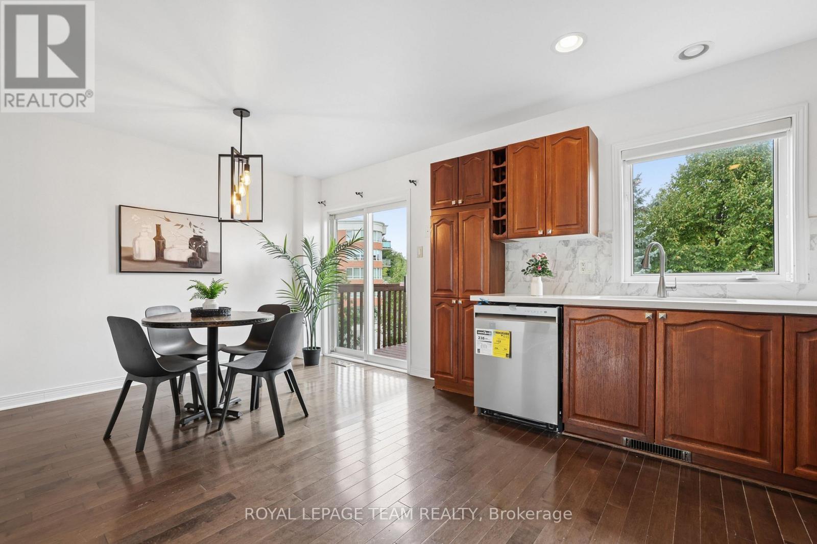 19 Great Oak Private, Ottawa, ON