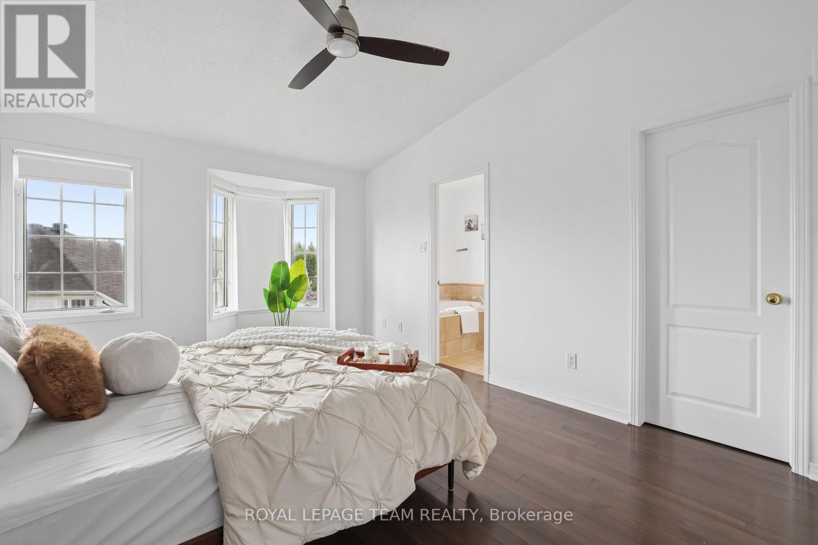 19 Great Oak Private, Ottawa, ON