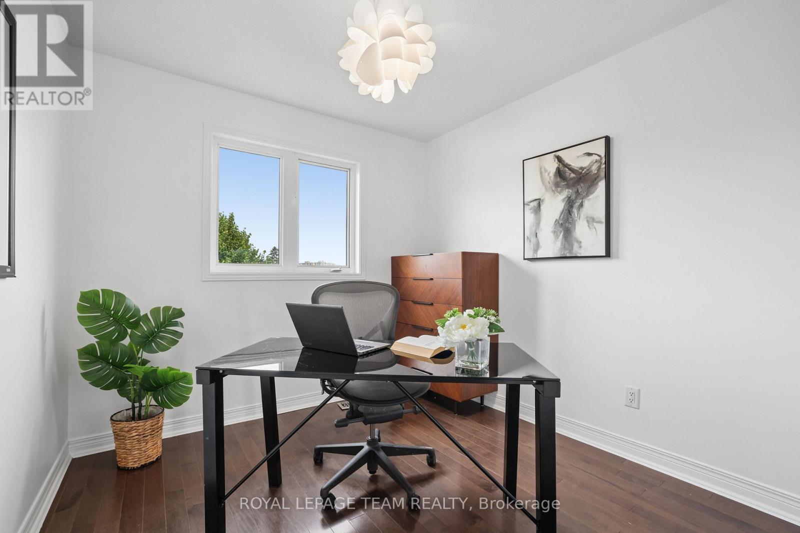 19 Great Oak Private, Ottawa, ON