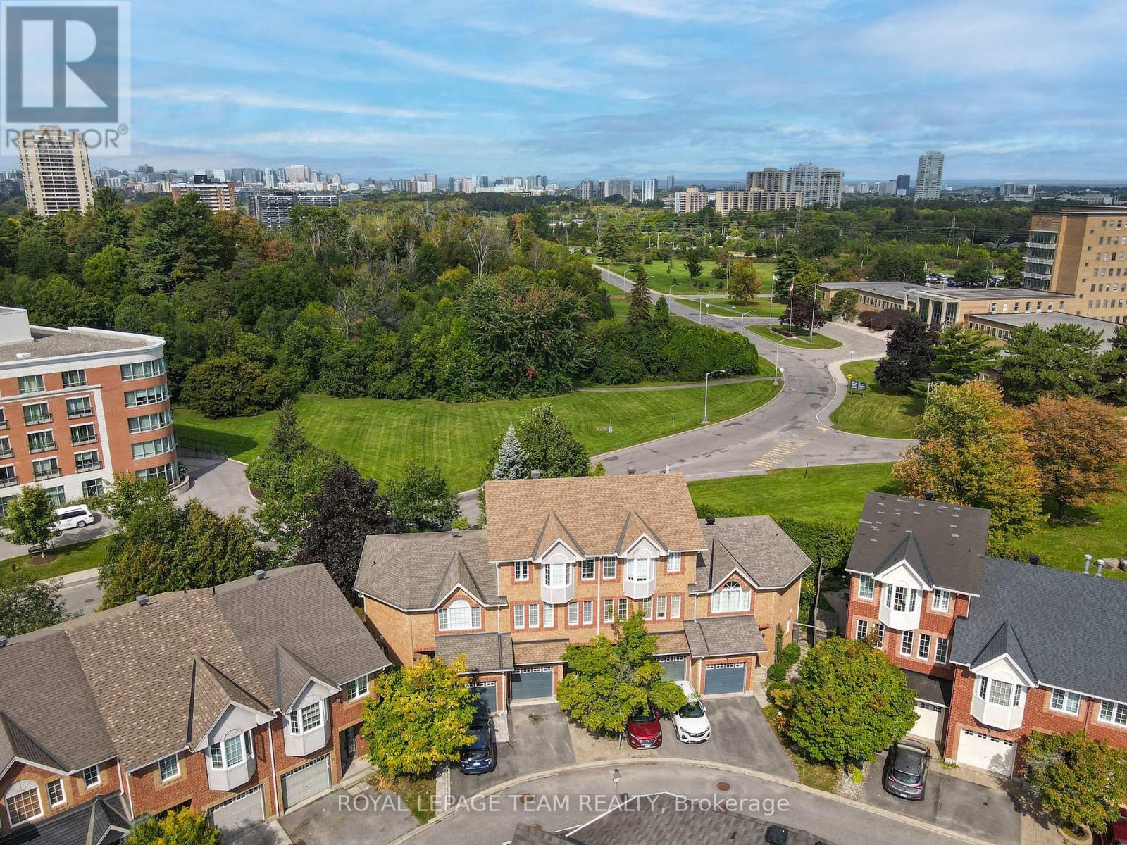 19 Great Oak Private, Ottawa, ON
