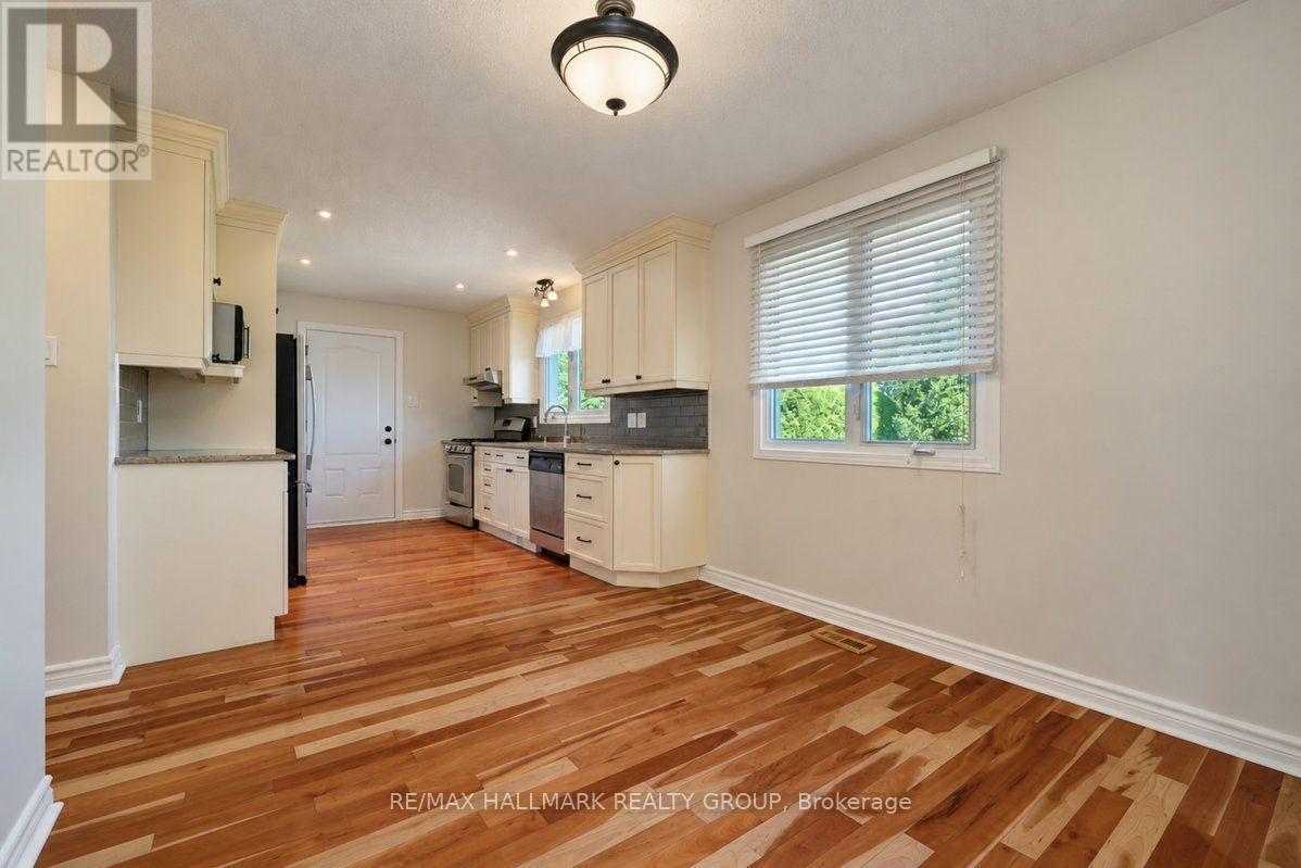 490 Tisdale Crescent, Ottawa, ON