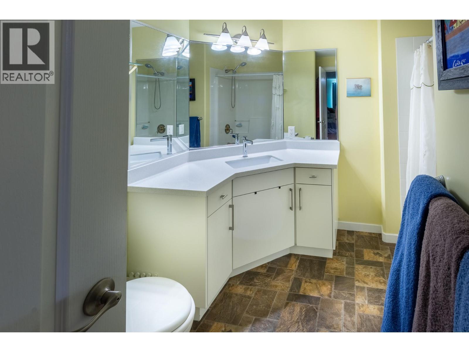 303 Whitman Road Unit# 304, Kelowna, BC