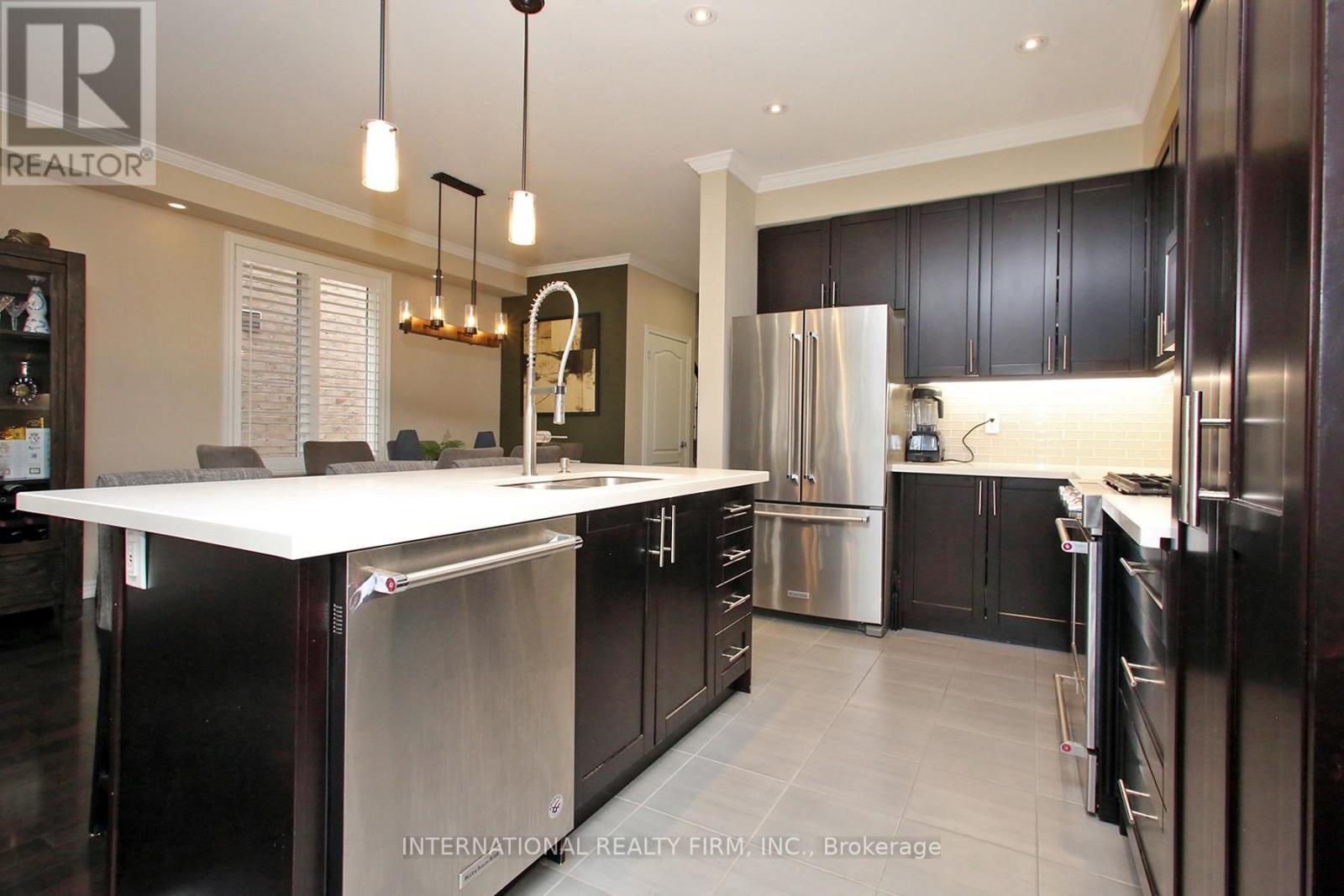 50 Prosser Crescent, Georgina, ON