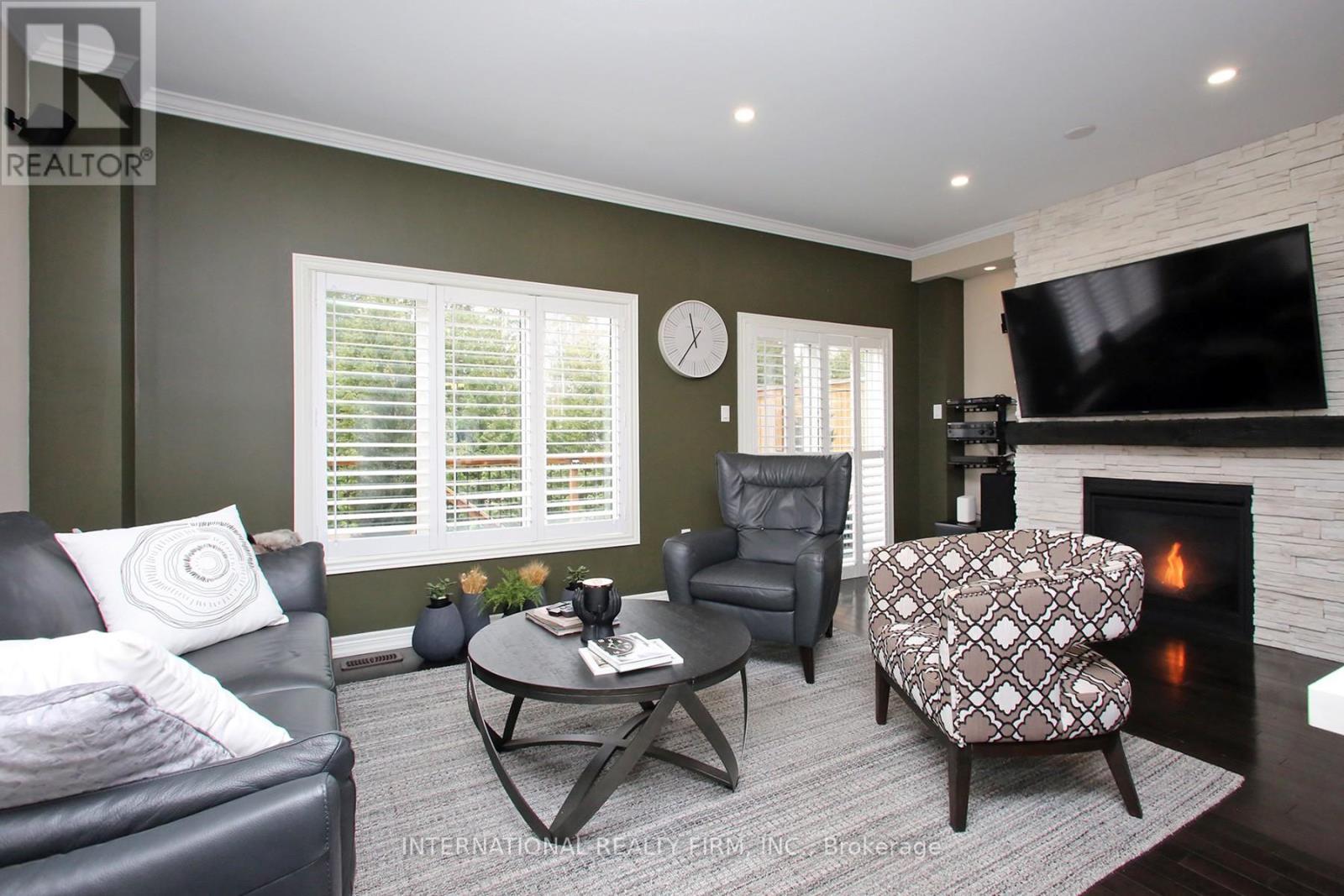 50 Prosser Crescent, Georgina, ON
