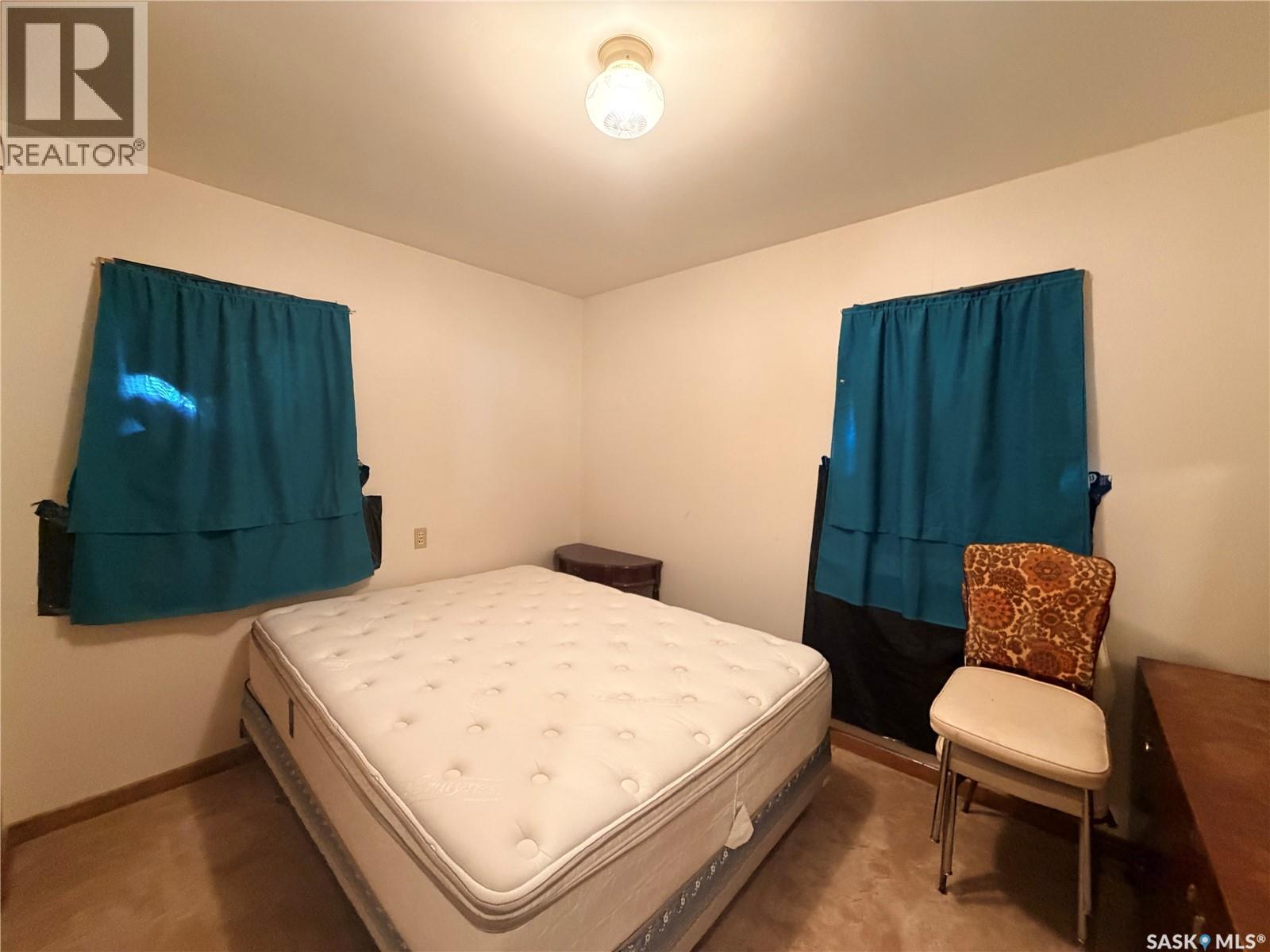 121 Empire Road, Assiniboia, SK