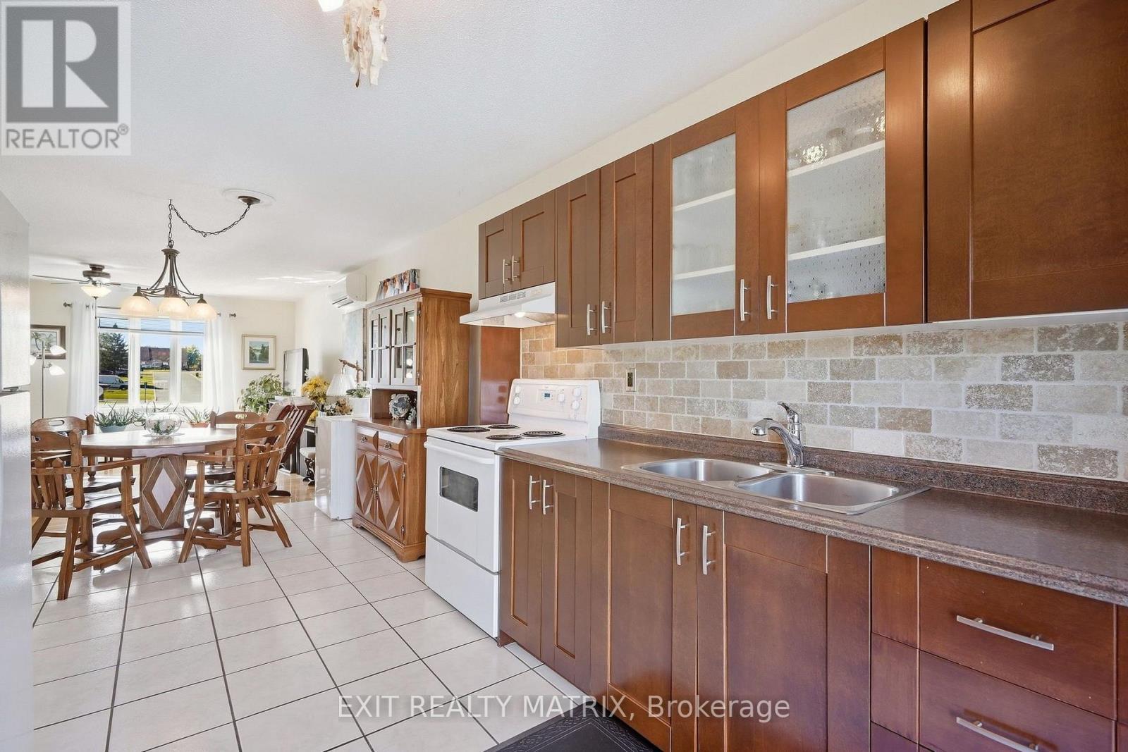 1631 Lansdowne Street, Hawkesbury, ON