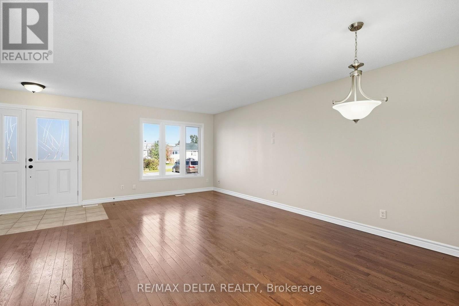 742 Nelson Street, Hawkesbury, ON