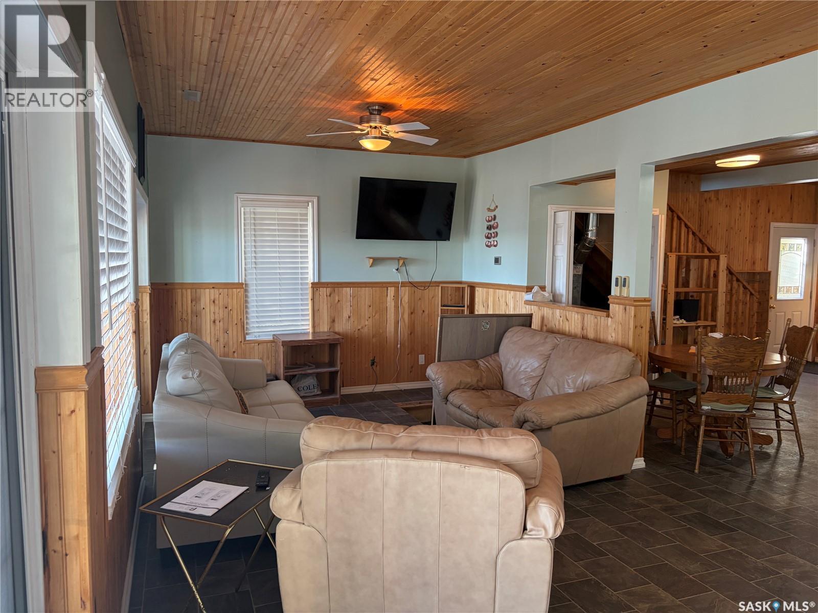 316 Lakeshore Road, Leslie Beach, SK